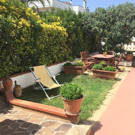 Casa Vacanza Zia Dani Castro  Екстериор снимка